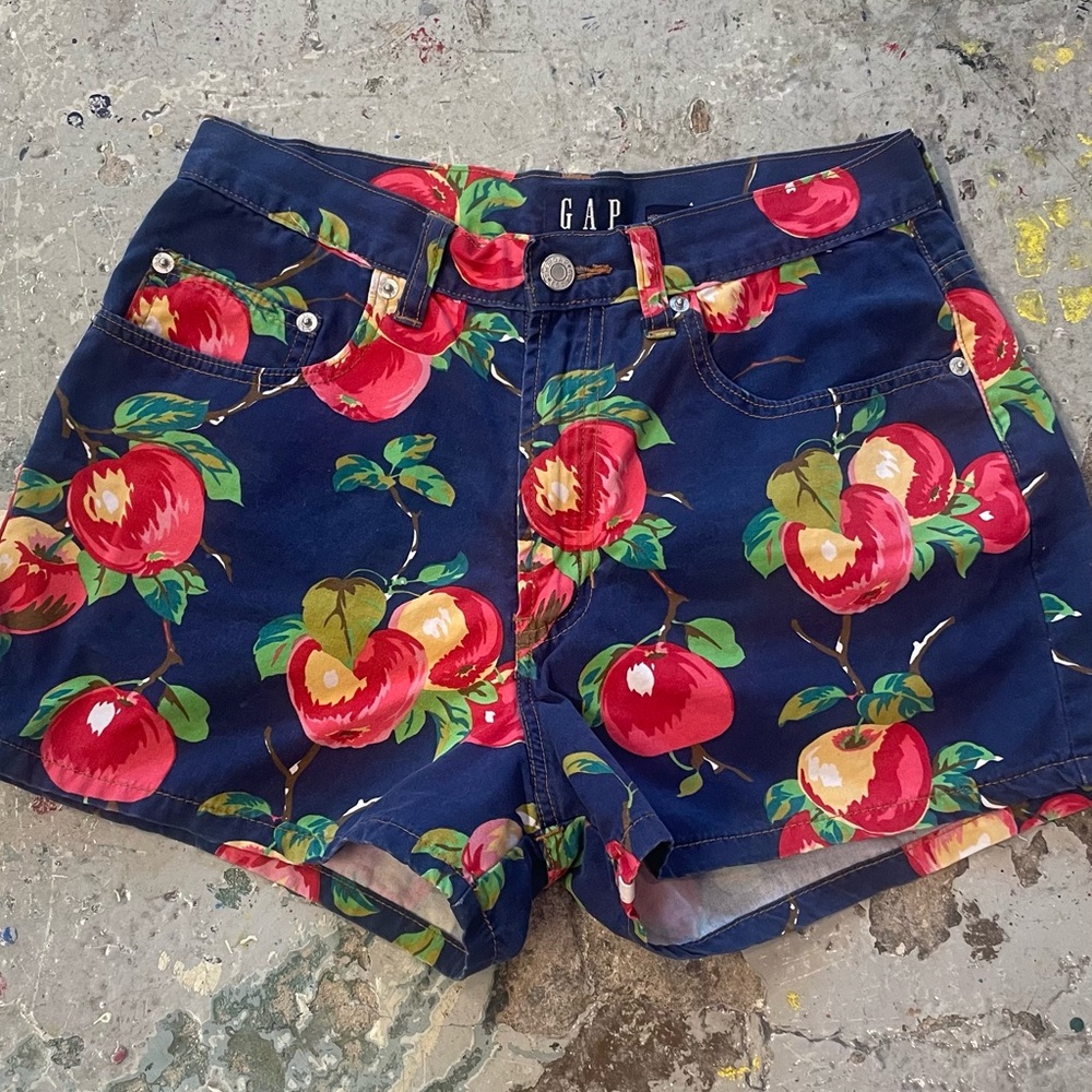 Vintage 90s GAP Apple Print Denim Shorts Size 8 | Novelty Fruit Print